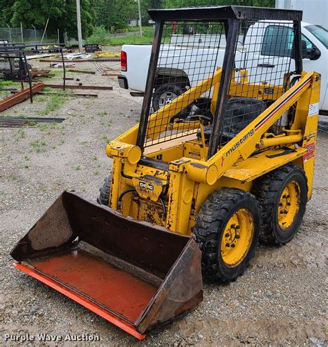 mustang 320 skid steer lift capacity|mustang skid steer weight.